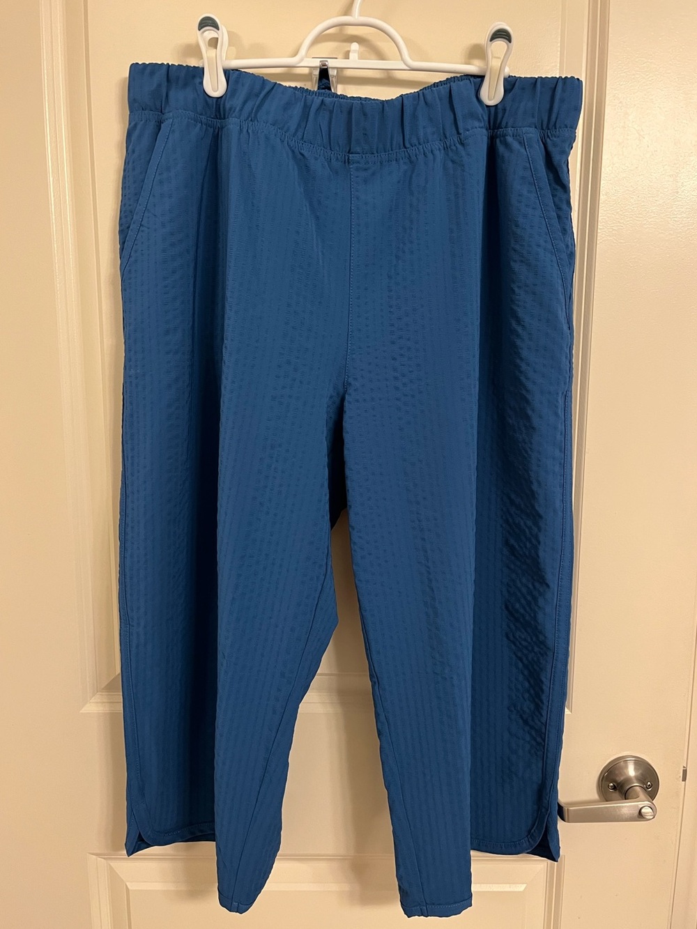 Title Nine Slaycation 2.0 Textured Cropped Pants, XL petite, great condition
